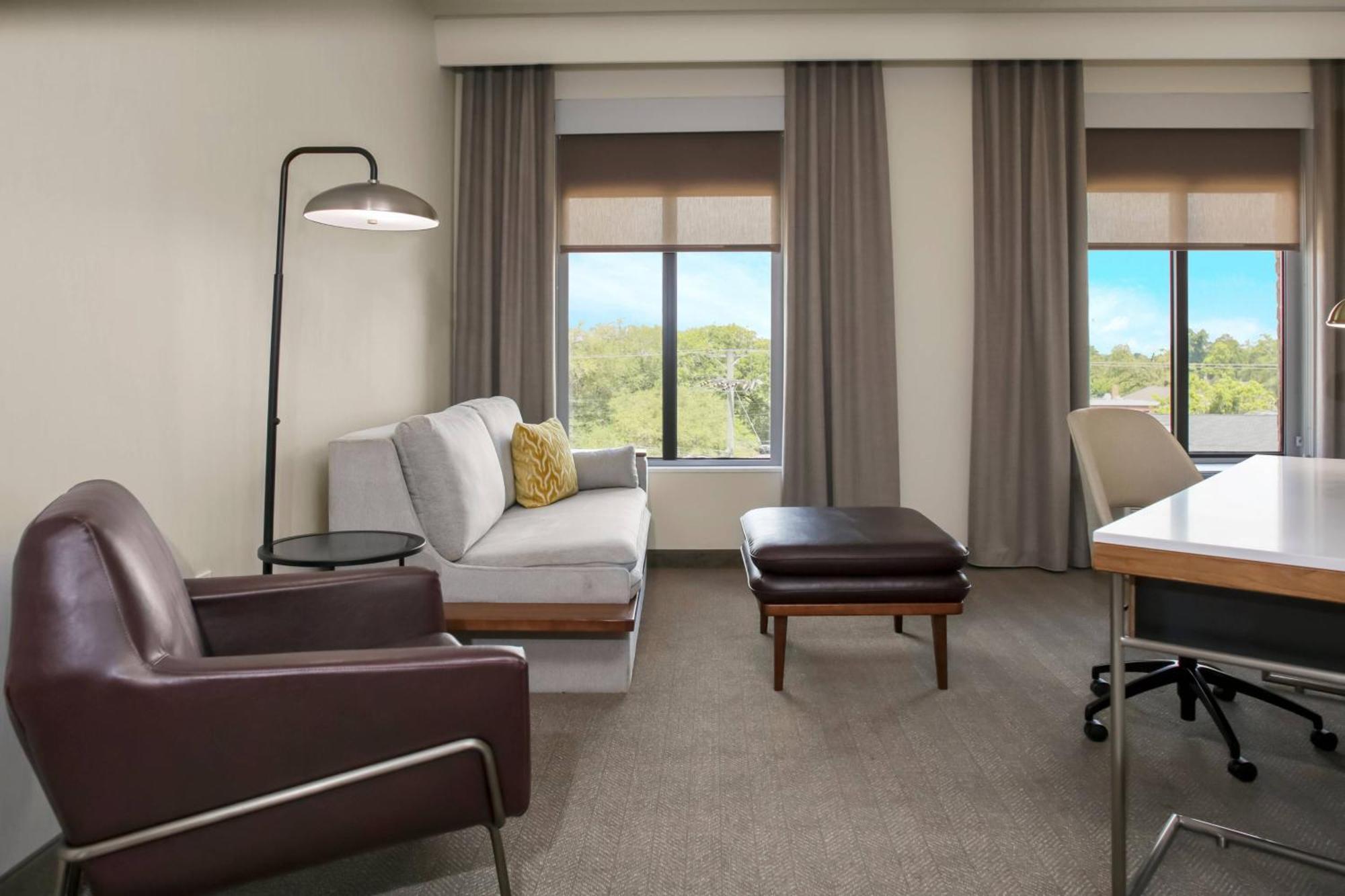 คอร์ตยาร์ด บาย แมริออท โทมัสวิลล์ ดาวน์ทาวน์ Hotel ภายนอก รูปภาพ