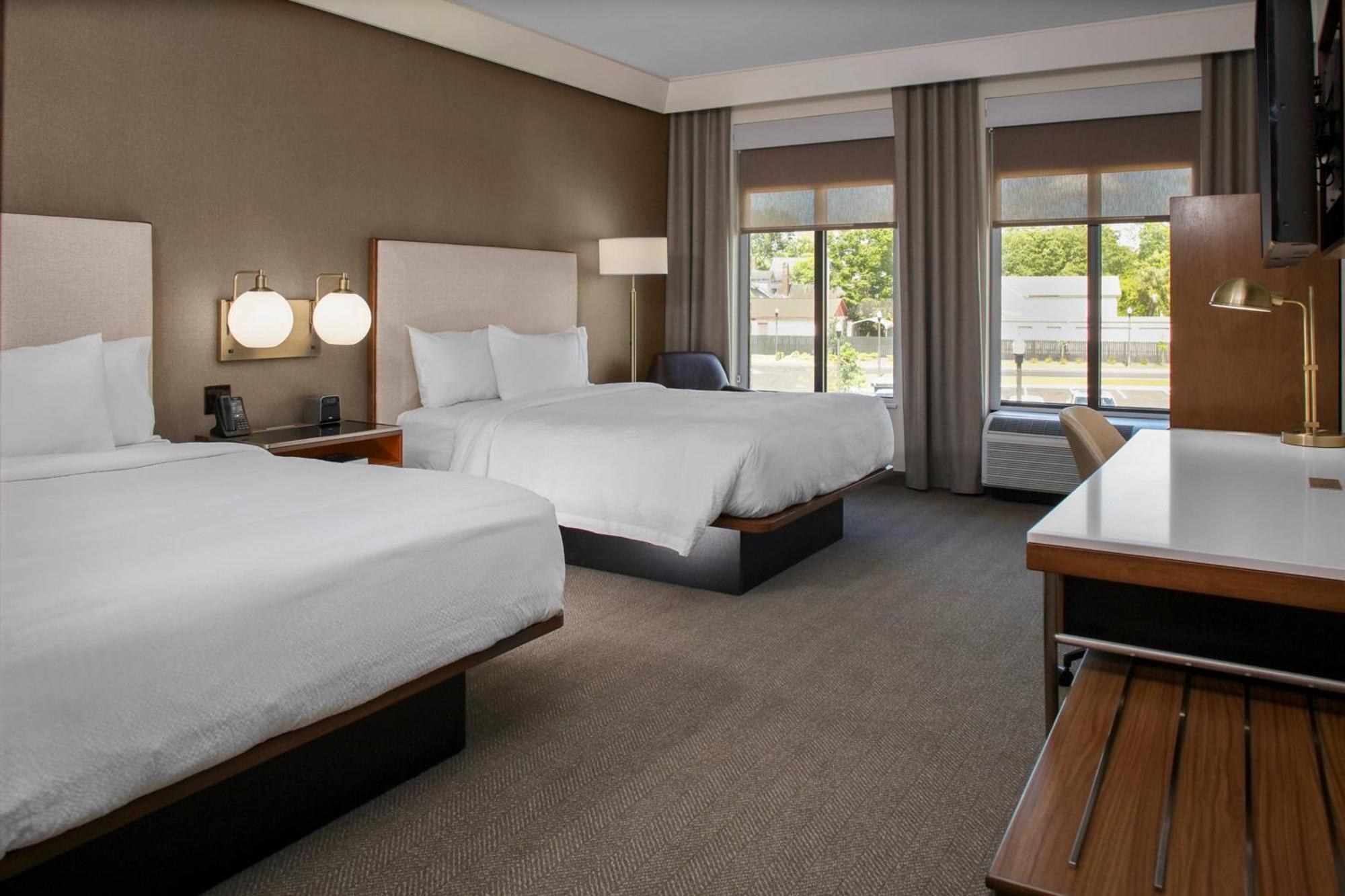 คอร์ตยาร์ด บาย แมริออท โทมัสวิลล์ ดาวน์ทาวน์ Hotel ภายนอก รูปภาพ